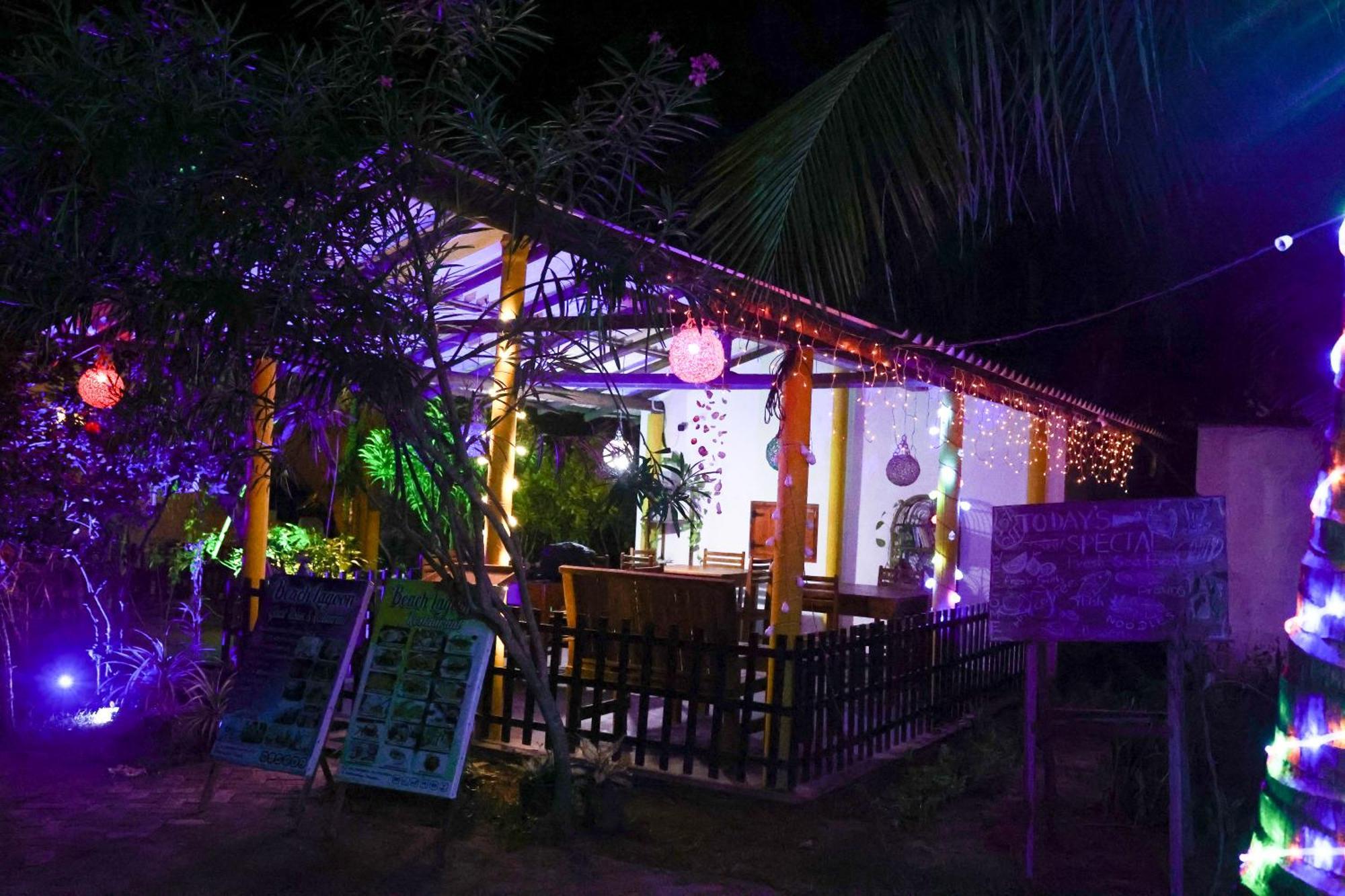 Beach Lagoon Guesthouse Tangalle Kültér fotó