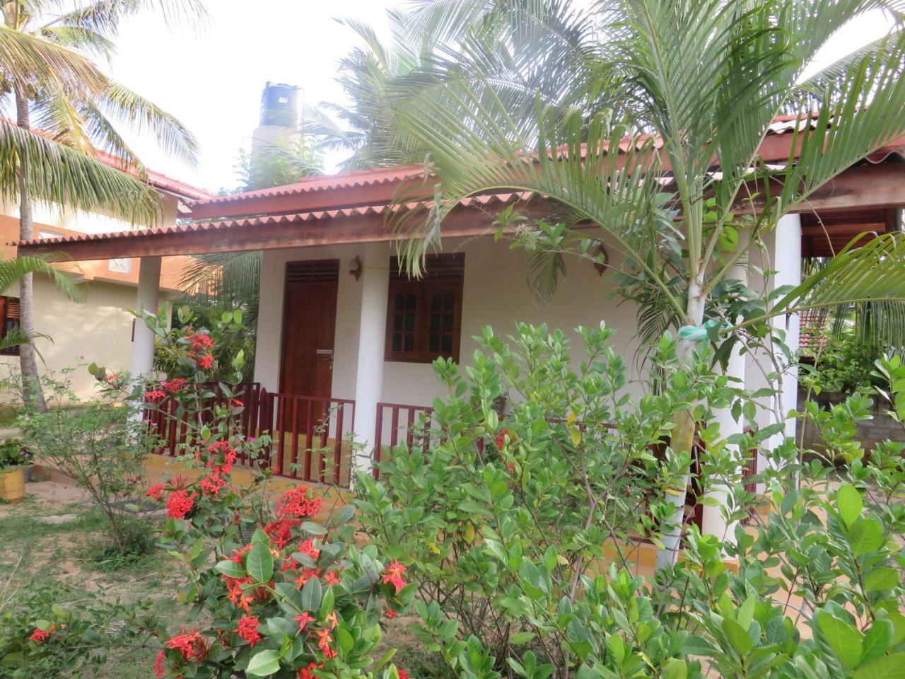 Beach Lagoon Guesthouse Tangalle Kültér fotó